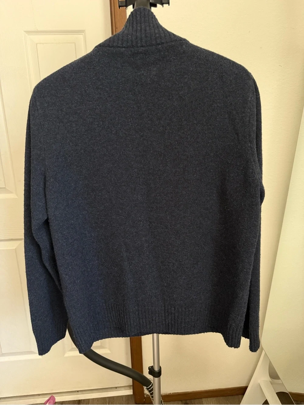 j.crew merino wool quarter zip sweater men’s large navy blue pullover